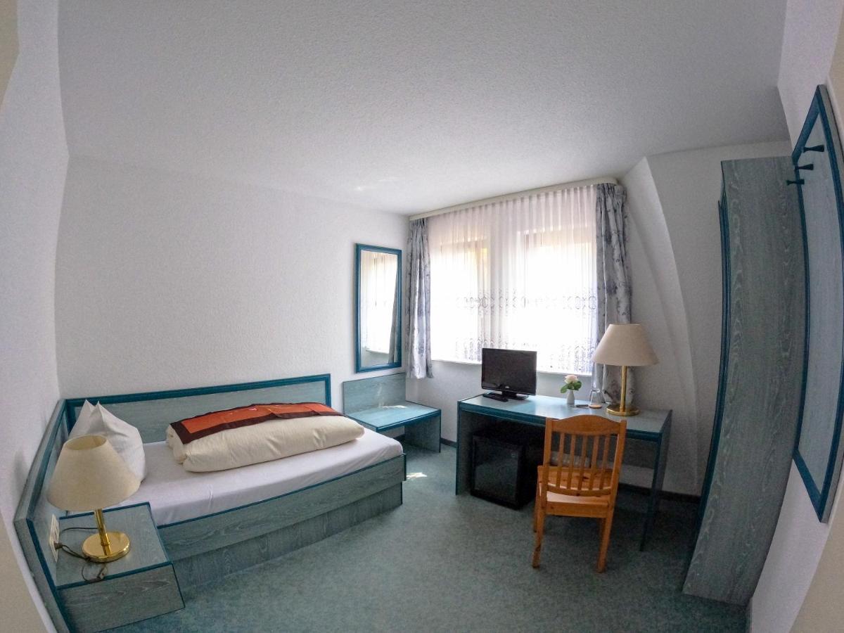 Hotel Diana Schonwalde-Glien Экстерьер фото
